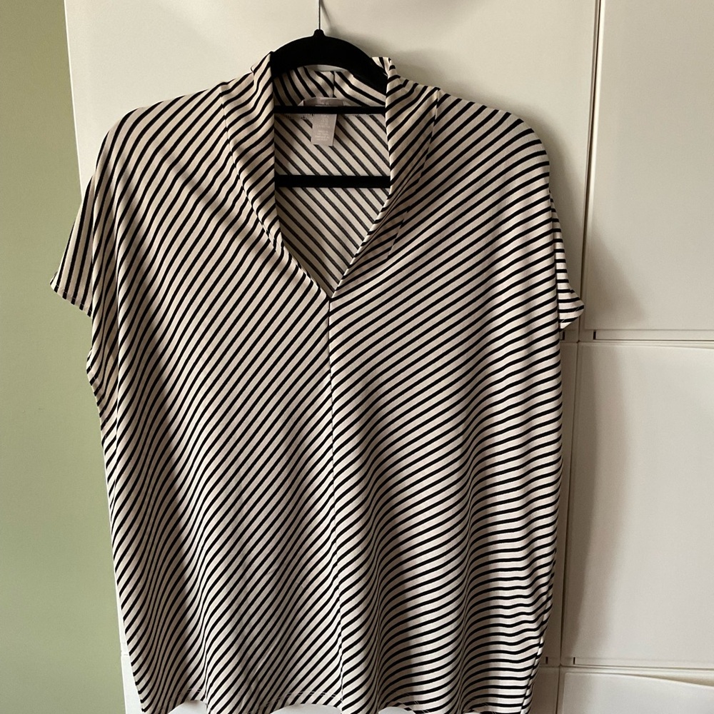 H&M Black and cream Striped Top